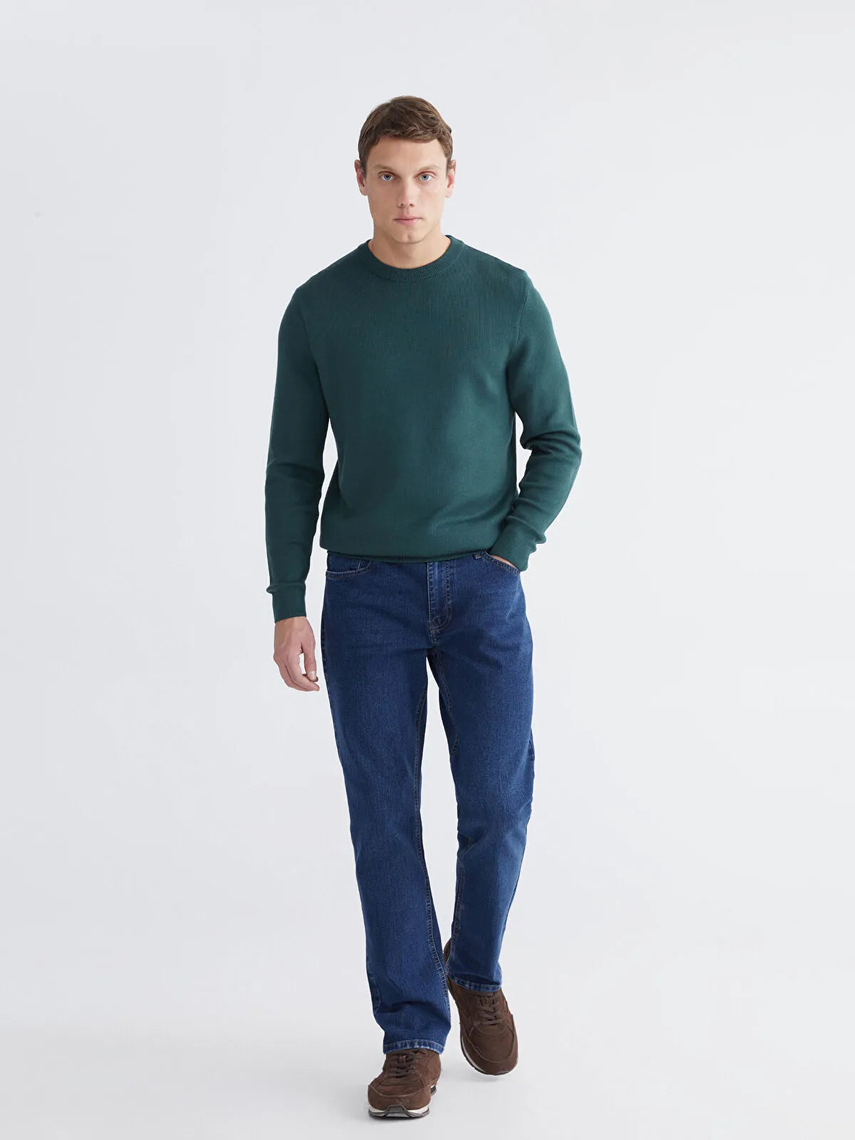 جينز بقصة عادية للرجال